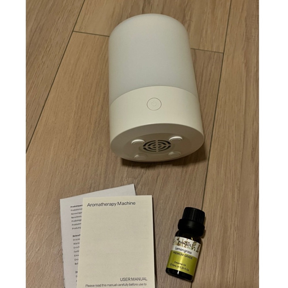 mini portable aroma diffuser + essential oils